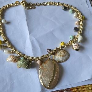 Gold Shell Charm Necklace..Beautiful Nwot TALBOTS SEASHORE NECKLACE